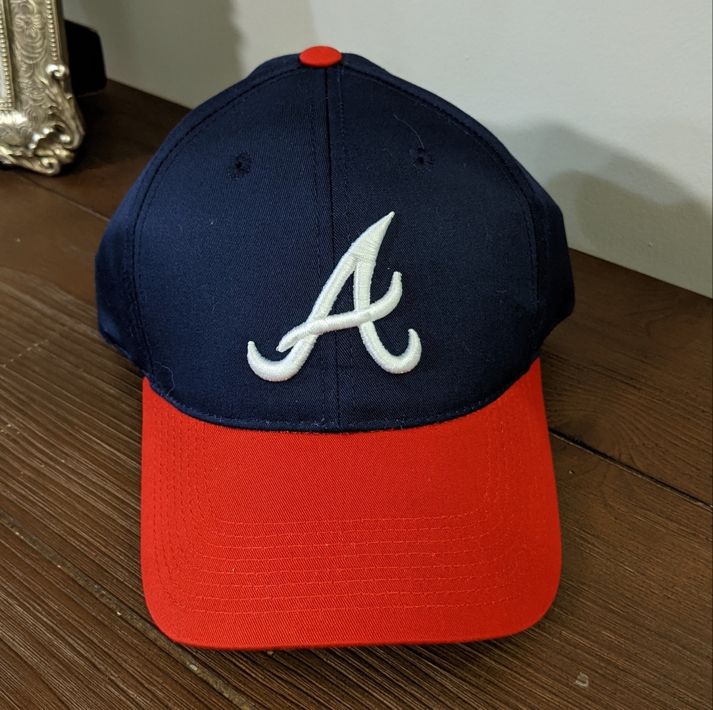 MLB ATLANTA BRAVES LOGO ADJUSTABLE CURVED BILL RETRO HAT CAP RED NAVY BLUE